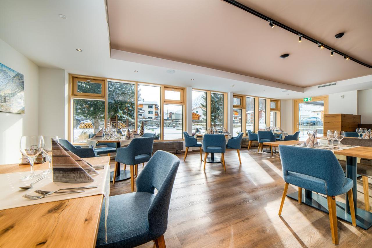 Hotel Kristall Saas-Almagell Εξωτερικό φωτογραφία