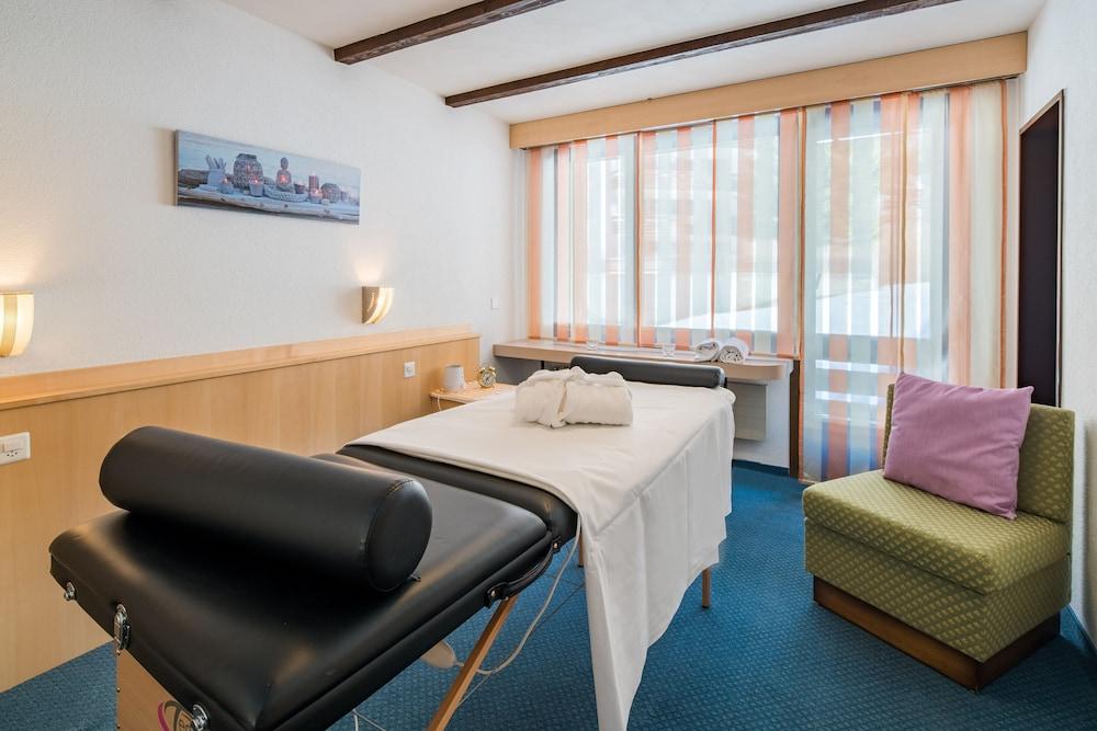 Hotel Kristall Saas-Almagell Εξωτερικό φωτογραφία